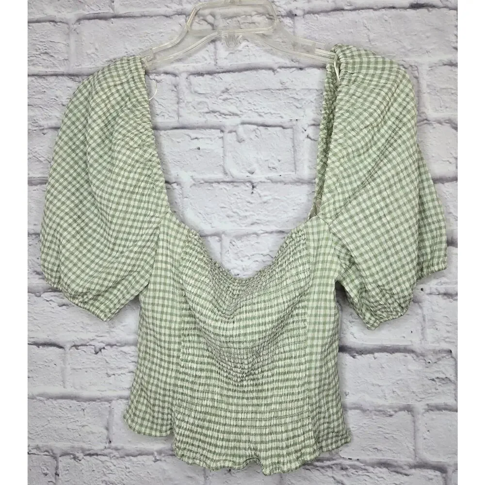 ASTR The Label Daydreamer Women's Puff Sleeve Smocked Top XS.